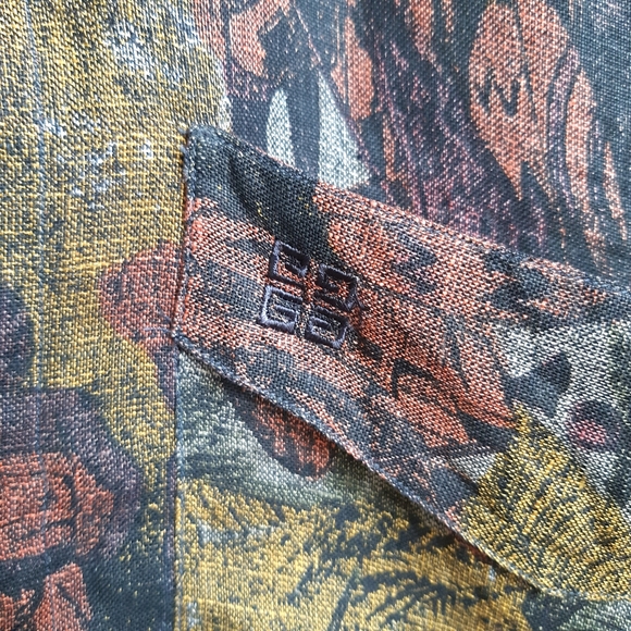 Vintage Givenchy Gentleman linen short-sleeved button down shirt - Picture 3 of 8